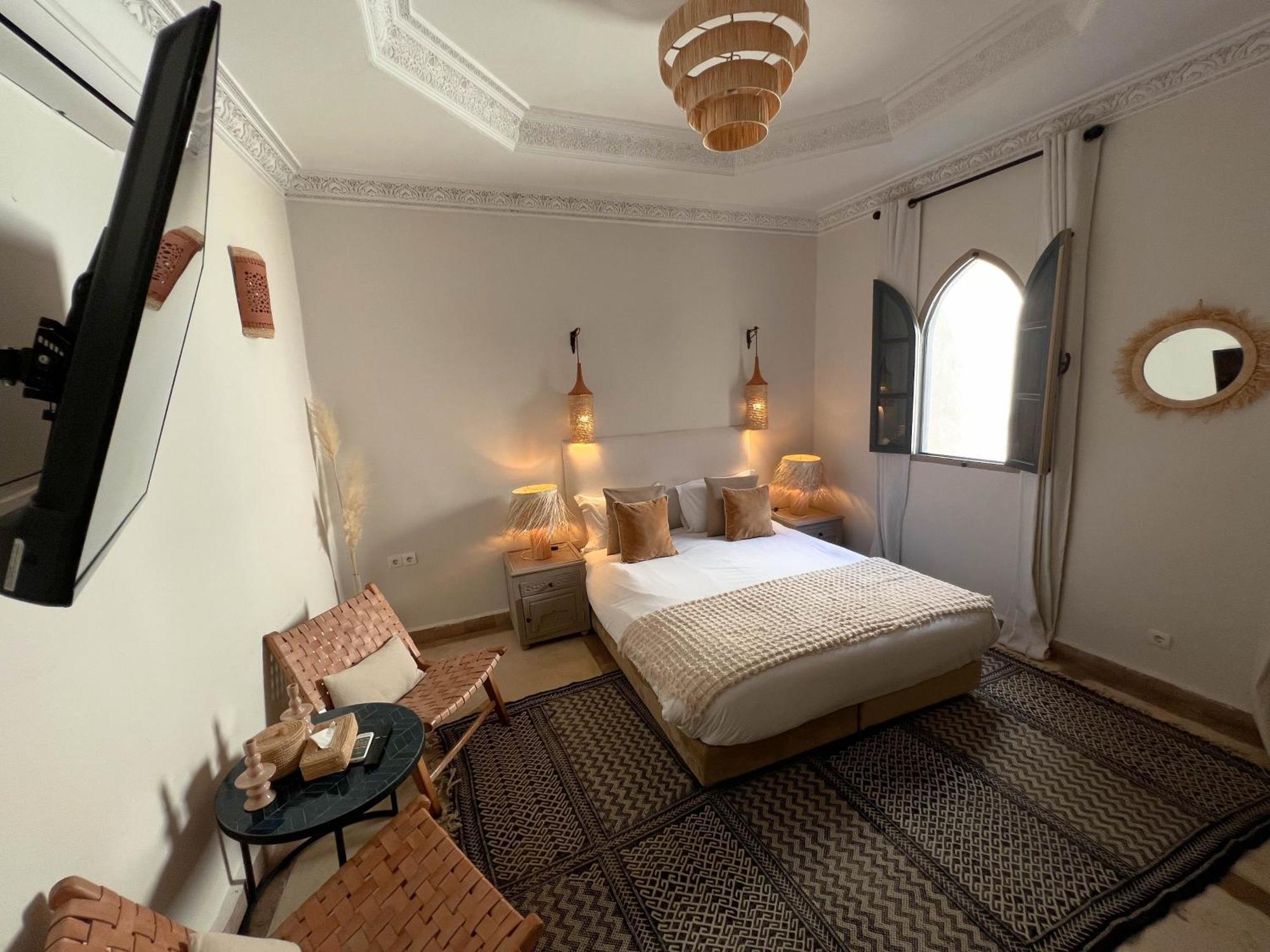 Riad Jonan &